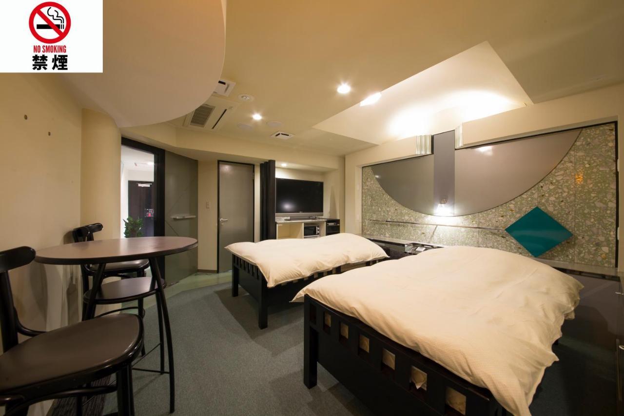 Hotel Beni East (Adults Only) Osaka Buitenkant foto