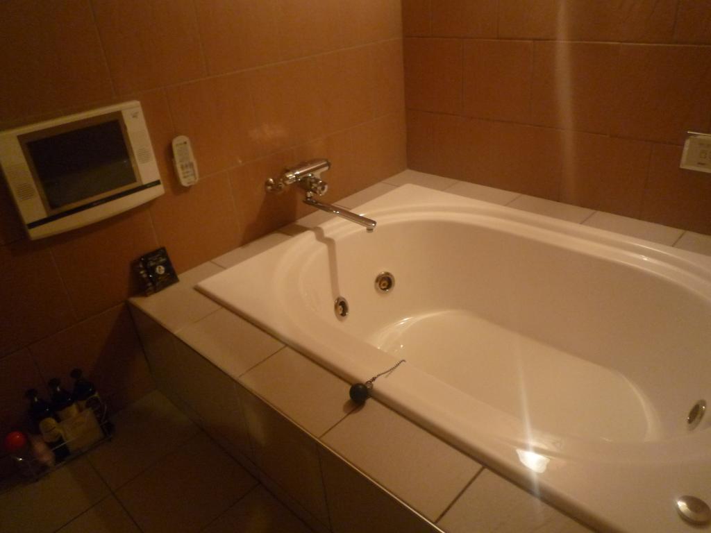 Hotel Beni East (Adults Only) Osaka Buitenkant foto